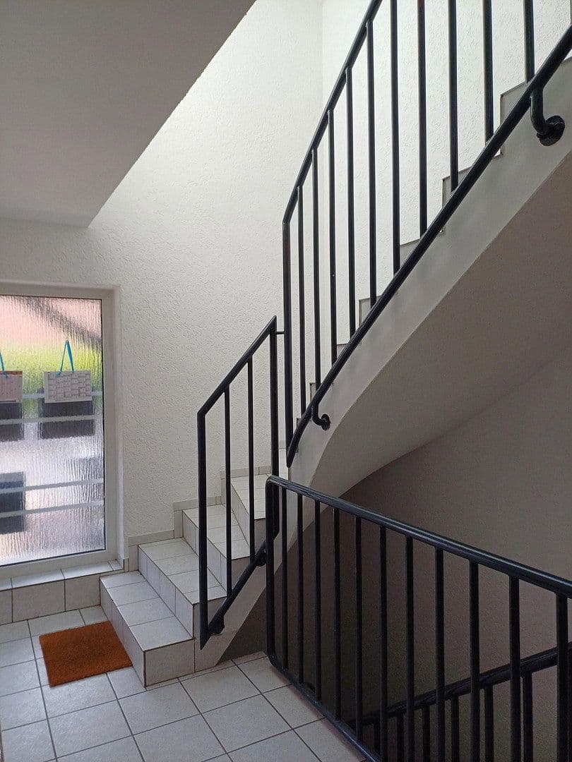 Predaj bytu 2-izbový 69 m², Eich, Porýnie-Falcko Predaj bytu 2-izbový 69 m², Eich, Porýnie-Falcko