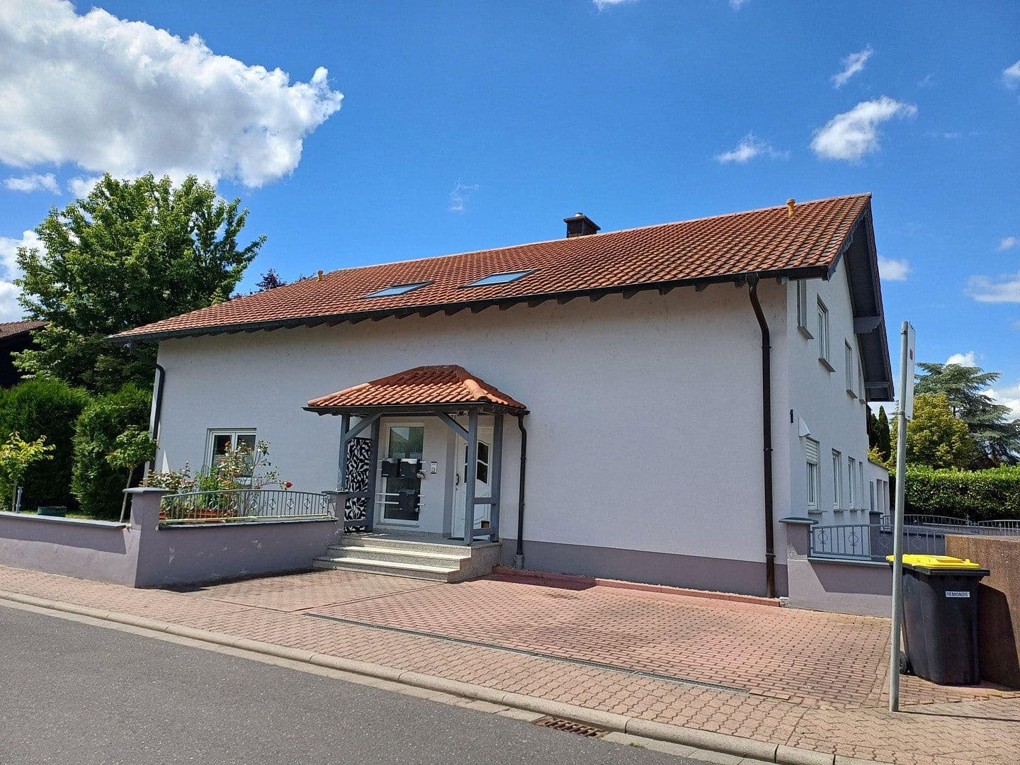 Predaj bytu 2-izbový 69 m², Eich, Porýnie-Falcko Predaj bytu 2-izbový 69 m², Eich, Porýnie-Falcko
