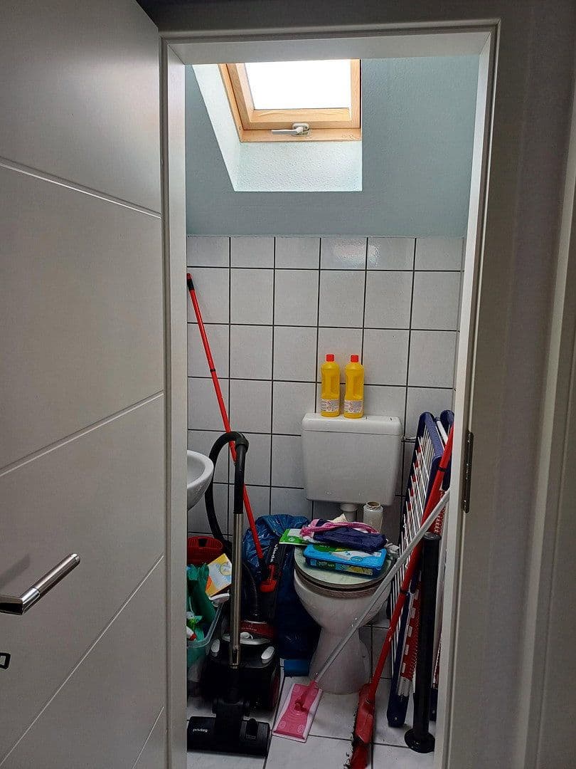 Predaj bytu 2-izbový 69 m², Eich, Porýnie-Falcko Predaj bytu 2-izbový 69 m², Eich, Porýnie-Falcko
