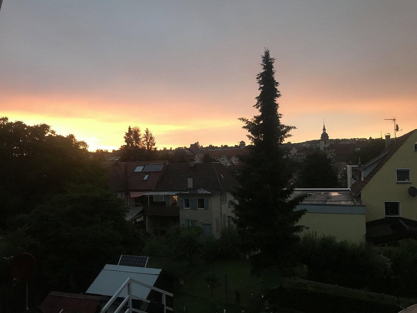 Prenájom bytu 3-izbový 85 m², Schwarzwaldstraße 6, Bietigheim-Bissingen, Bádensko-Wurttembersko Prenájom bytu 3-izbový 85 m², Schwarzwaldstraße 6, Bietigheim-Bissingen, Bádensko-Wurttembersko