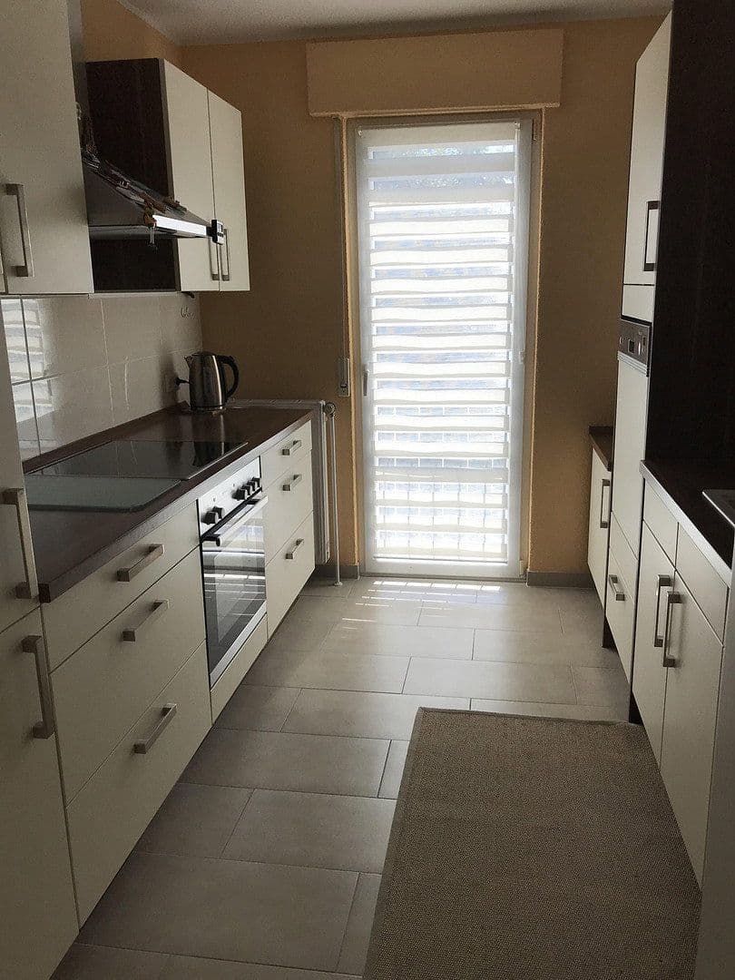 Prenájom bytu 3-izbový 85 m², Schwarzwaldstraße 6, Bietigheim-Bissingen, Bádensko-Wurttembersko Prenájom bytu 3-izbový 85 m², Schwarzwaldstraße 6, Bietigheim-Bissingen, Bádensko-Wurttembersko