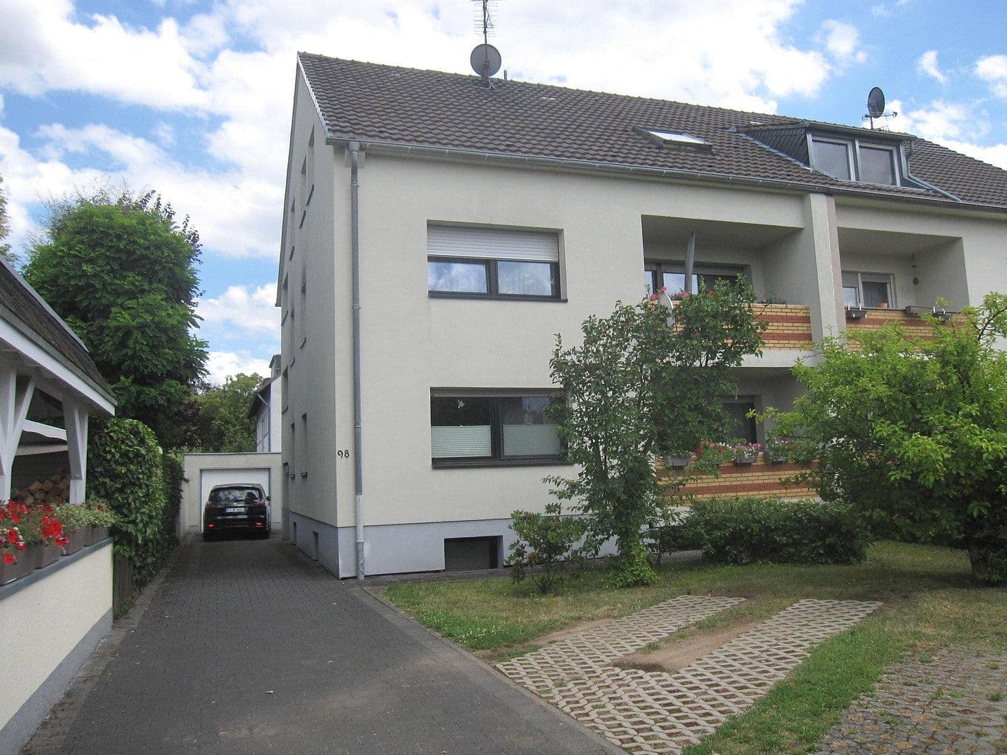 Prenájom bytu 3-izbový 60 m², Frankfurter Str.98, Köln, Severné Porýnie - Westfálsko Prenájom bytu 3-izbový 60 m², Frankfurter Str.98, Köln, Severné Porýnie - Westfálsko