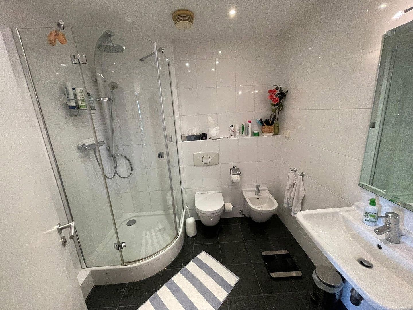 Predaj bytu 4-izbový 122 m², Berlin, Berlín Predaj bytu 4-izbový 122 m², Berlin, Berlín