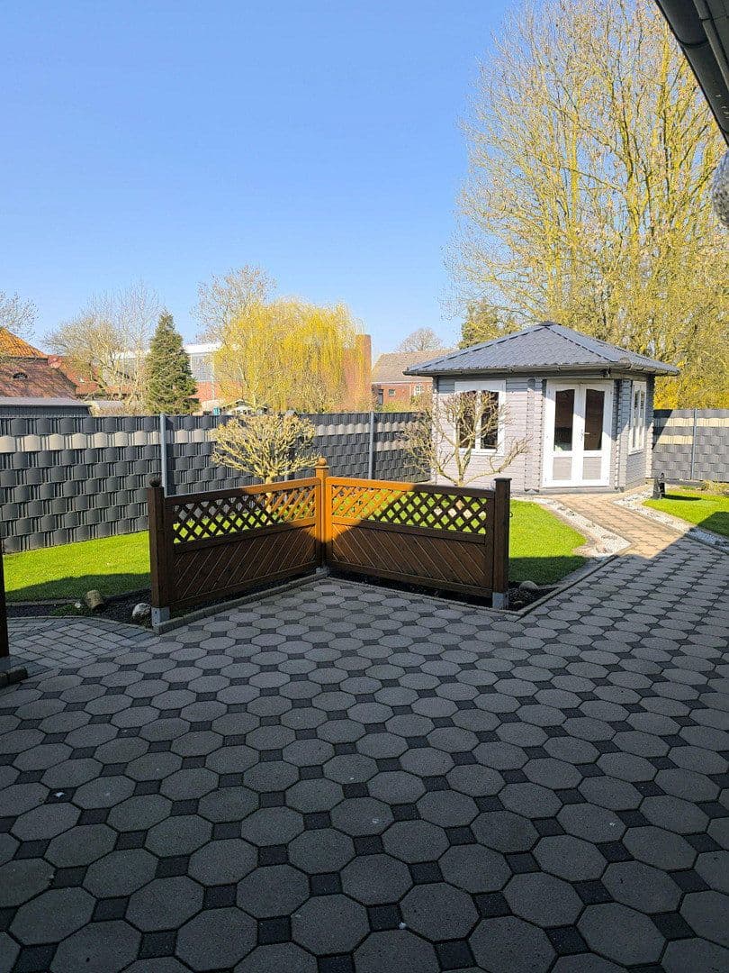 Predaj domu 160 m², pozemek 726 m², Jemgum, Dolné Sasko Predaj domu 160 m², pozemek 726 m², Jemgum, Dolné Sasko