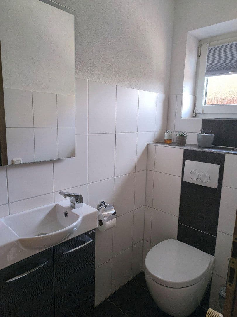 Predaj domu 160 m², pozemek 726 m², Jemgum, Dolné Sasko Predaj domu 160 m², pozemek 726 m², Jemgum, Dolné Sasko