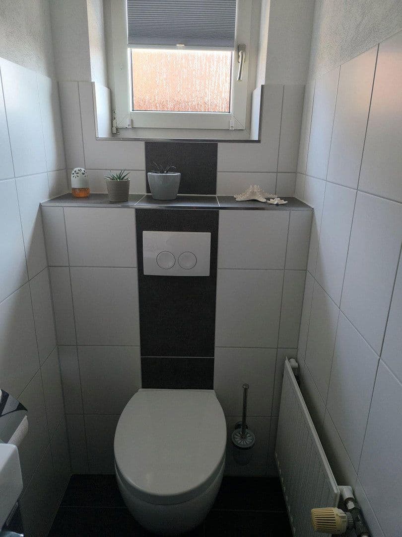 Predaj domu 160 m², pozemek 726 m², Jemgum, Dolné Sasko Predaj domu 160 m², pozemek 726 m², Jemgum, Dolné Sasko