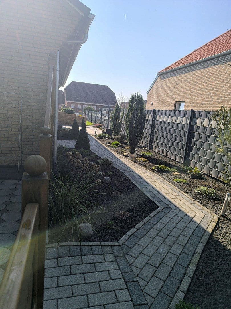 Predaj domu 160 m², pozemek 726 m², Jemgum, Dolné Sasko Predaj domu 160 m², pozemek 726 m², Jemgum, Dolné Sasko