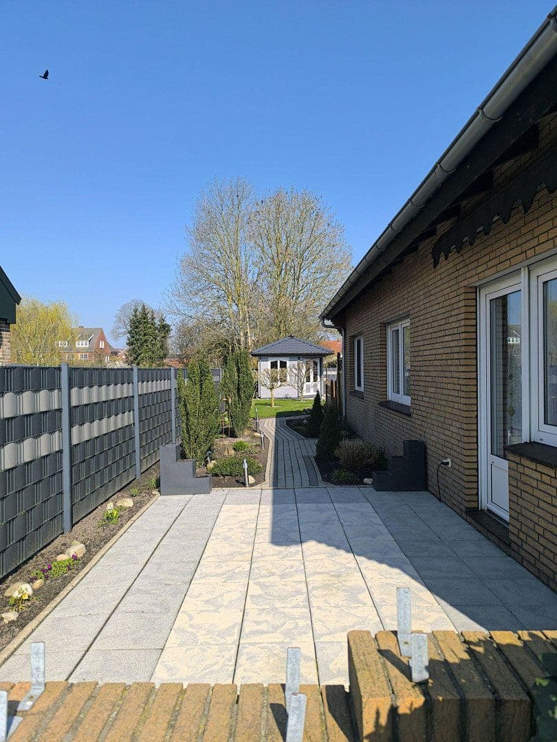 Predaj domu 160 m², pozemek 726 m², Jemgum, Dolné Sasko Predaj domu 160 m², pozemek 726 m², Jemgum, Dolné Sasko
