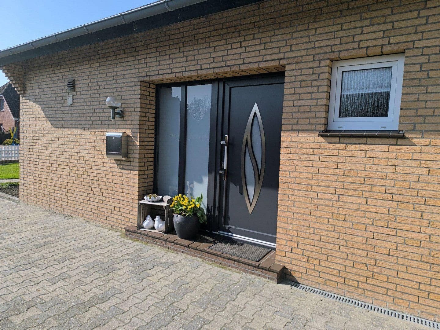 Predaj domu 160 m², pozemek 726 m², Jemgum, Dolné Sasko Predaj domu 160 m², pozemek 726 m², Jemgum, Dolné Sasko