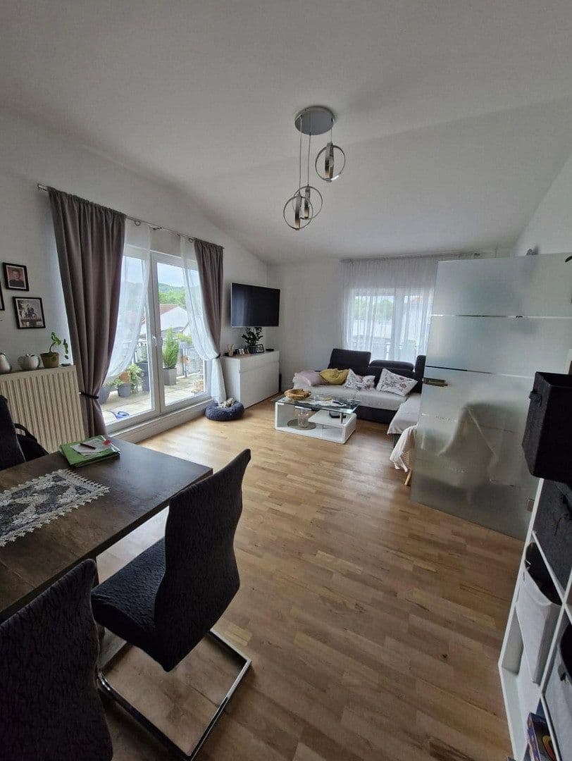 Prenájom bytu 4-izbový 109 m², Berliner Ring 119, Bensheim, Hesensko Prenájom bytu 4-izbový 109 m², Berliner Ring 119, Bensheim, Hesensko