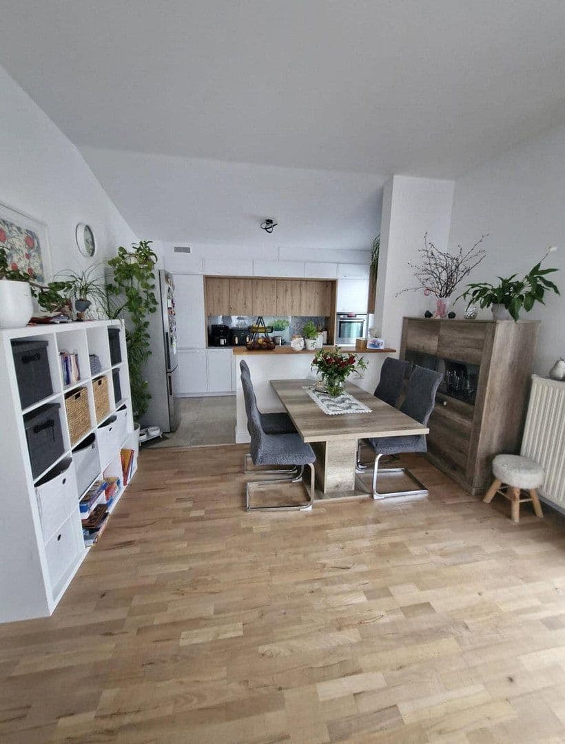 Prenájom bytu 4-izbový 109 m², Berliner Ring 119, Bensheim, Hesensko Prenájom bytu 4-izbový 109 m², Berliner Ring 119, Bensheim, Hesensko