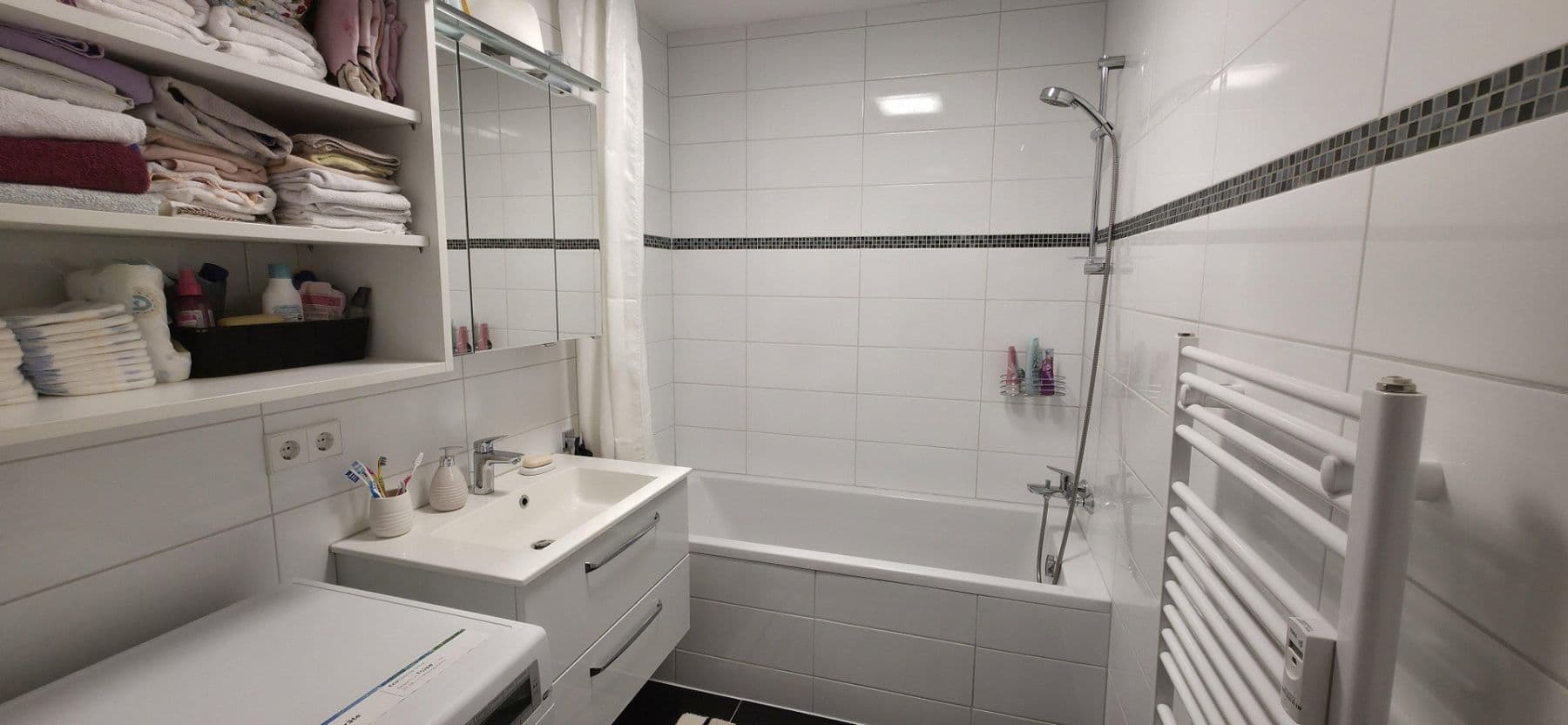Predaj bytu 3-izbový 94 m², Bietigheim-Bissingen, Bádensko-Wurttembersko Predaj bytu 3-izbový 94 m², Bietigheim-Bissingen, Bádensko-Wurttembersko