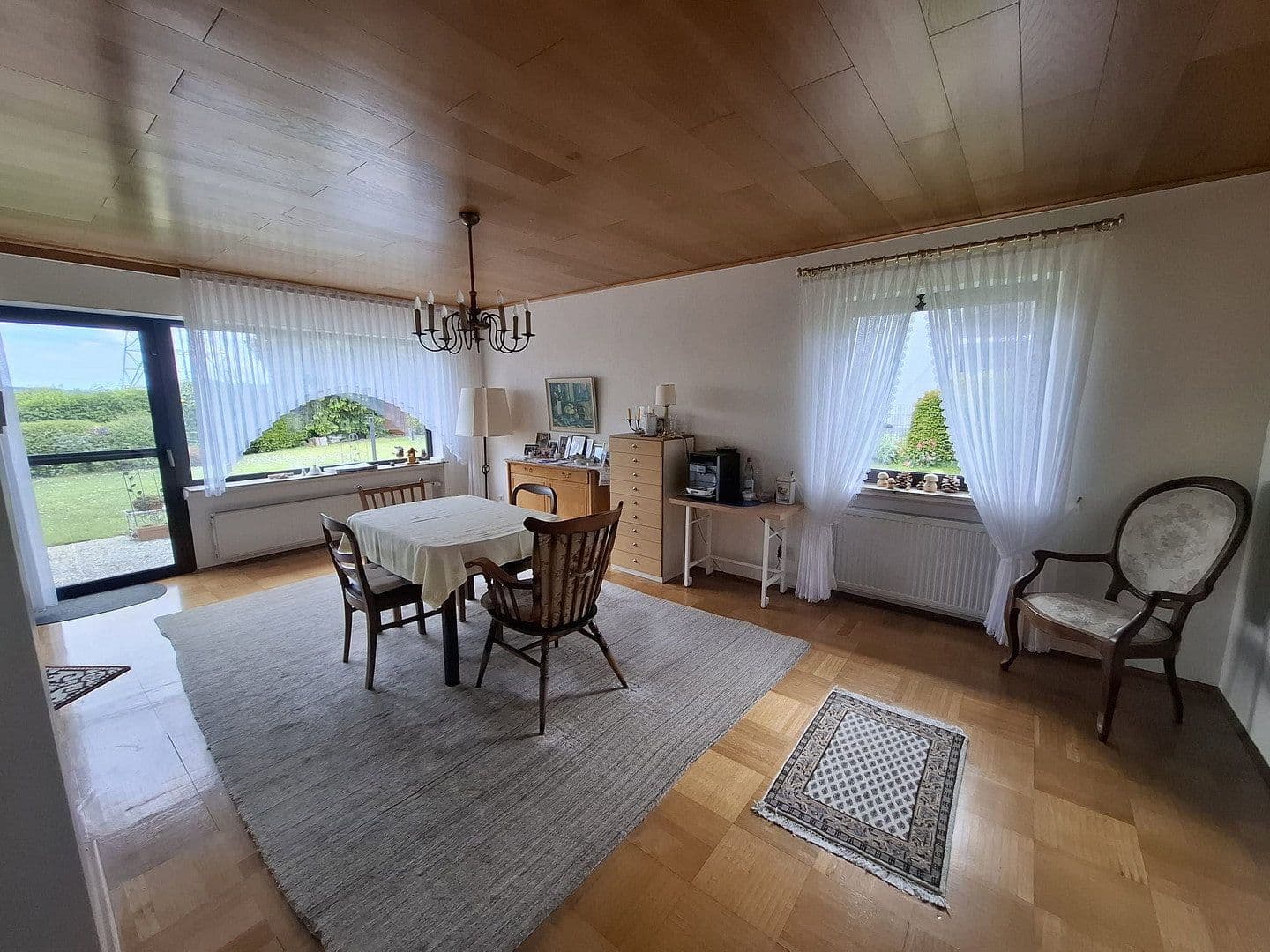 Predaj domu 154 m², pozemek 695 m², Windesheim, Porýnie-Falcko Predaj domu 154 m², pozemek 695 m², Windesheim, Porýnie-Falcko