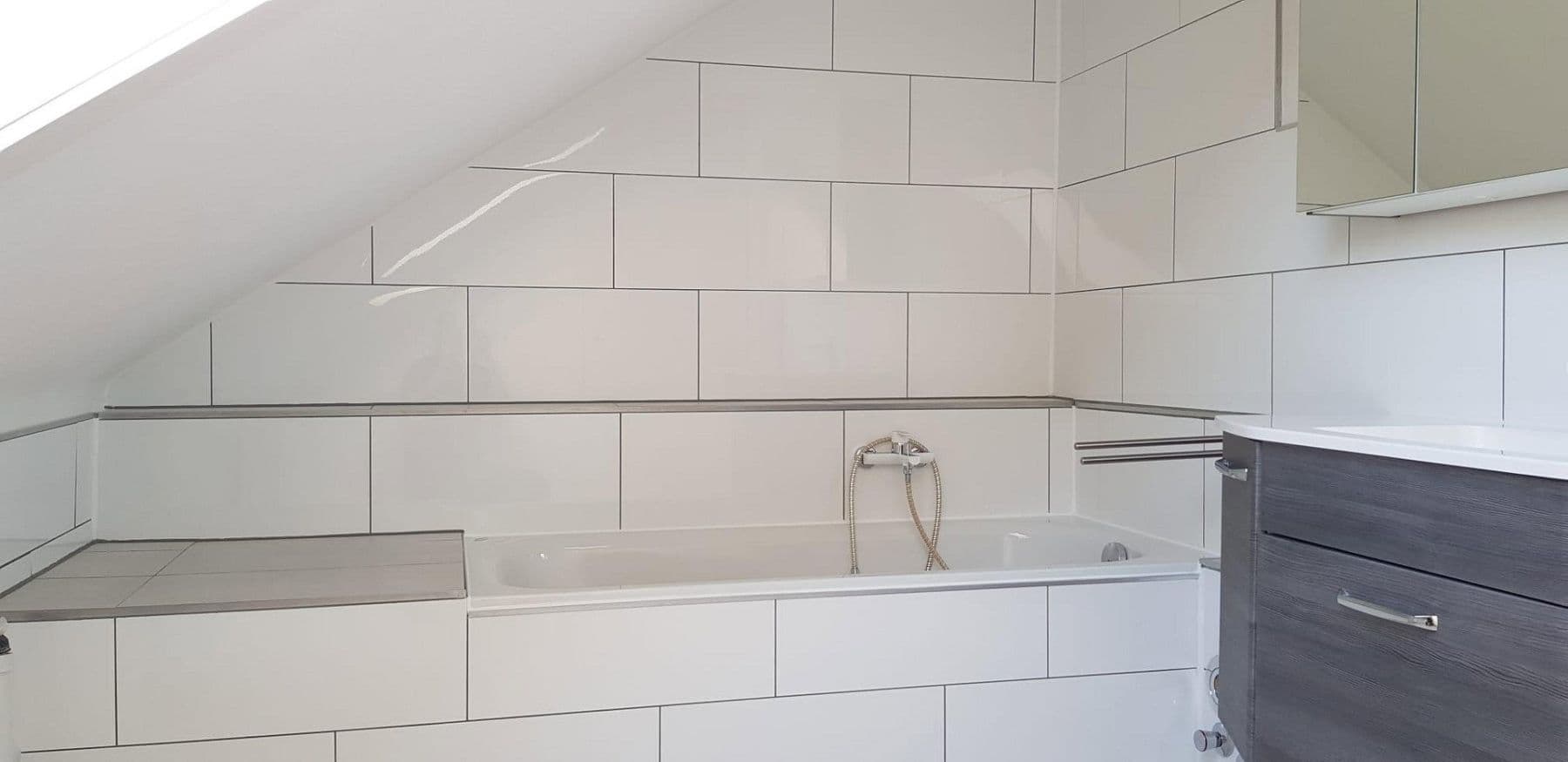 Prenájom bytu 3-izbový 95 m², Egerländer Str. 23, Schwäbisch Gmünd, Bádensko-Wurttembersko Prenájom bytu 3-izbový 95 m², Egerländer Str. 23, Schwäbisch Gmünd, Bádensko-Wurttembersko