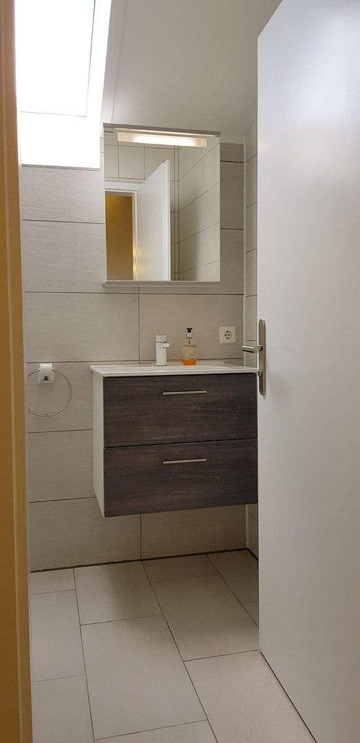 Prenájom bytu 3-izbový 95 m², Egerländer Str. 23, Schwäbisch Gmünd, Bádensko-Wurttembersko Prenájom bytu 3-izbový 95 m², Egerländer Str. 23, Schwäbisch Gmünd, Bádensko-Wurttembersko