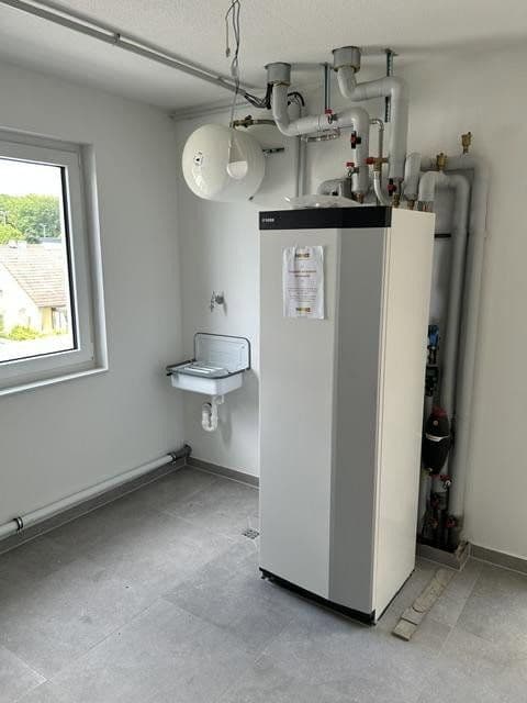 Prenájom domu 189 m², pozemek 199 m², Rheydter Straße 176 a, Korschenbroich, Severné Porýnie - Westfálsko Prenájom domu 189 m², pozemek 199 m², Rheydter Straße 176 a, Korschenbroich, Severné Porýnie - Westfálsko