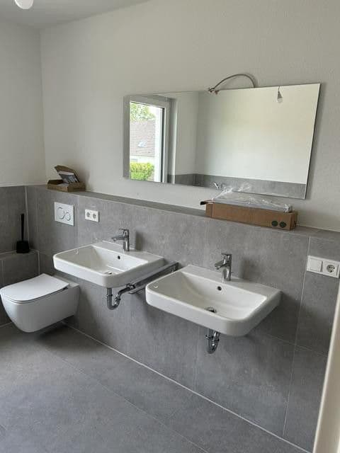 Prenájom domu 189 m², pozemek 199 m², Rheydter Straße 176 a, Korschenbroich, Severné Porýnie - Westfálsko Prenájom domu 189 m², pozemek 199 m², Rheydter Straße 176 a, Korschenbroich, Severné Porýnie - Westfálsko