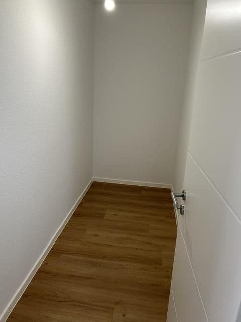 Prenájom domu 189 m², pozemek 199 m², Rheydter Straße 176 a, Korschenbroich, Severné Porýnie - Westfálsko Prenájom domu 189 m², pozemek 199 m², Rheydter Straße 176 a, Korschenbroich, Severné Porýnie - Westfálsko