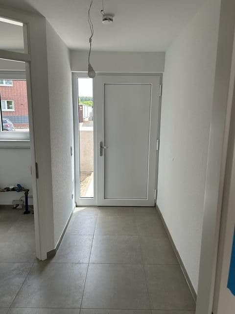 Prenájom domu 189 m², pozemek 199 m², Rheydter Straße 176 a, Korschenbroich, Severné Porýnie - Westfálsko Prenájom domu 189 m², pozemek 199 m², Rheydter Straße 176 a, Korschenbroich, Severné Porýnie - Westfálsko