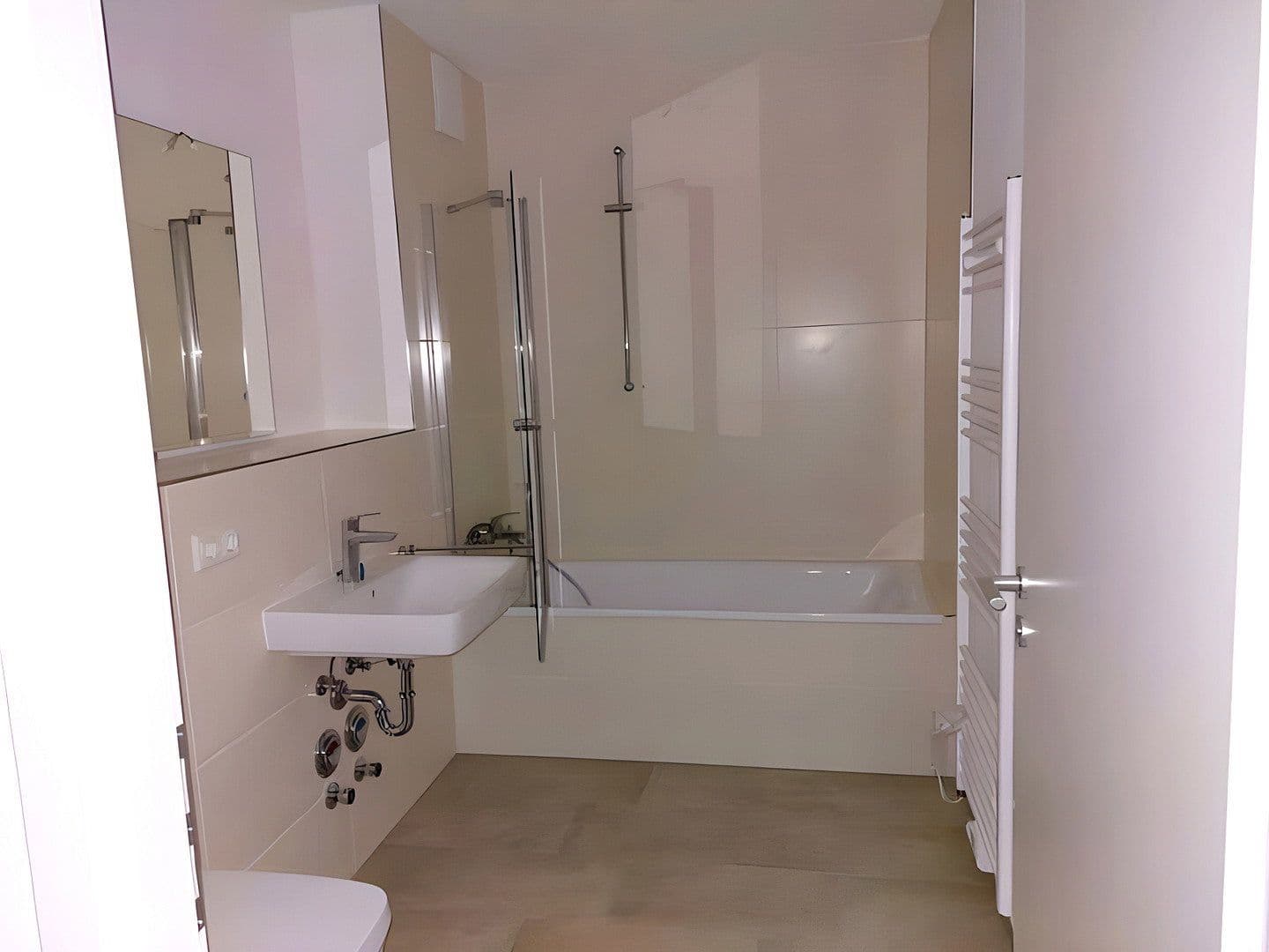 Predaj bytu 2-izbový 57 m², Luruper Hauptstraße 77a, Hamburg, Hamburg Predaj bytu 2-izbový 57 m², Luruper Hauptstraße 77a, Hamburg, Hamburg