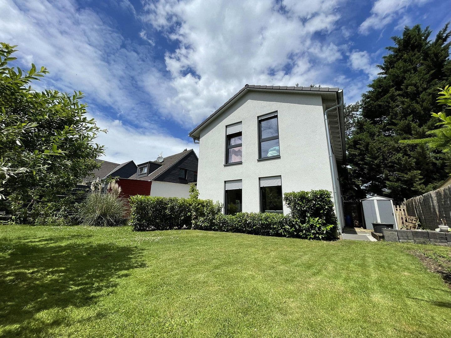 Predaj domu 110 m², pozemek 342 m², Sankt Augustin, Severné Porýnie - Westfálsko Predaj domu 110 m², pozemek 342 m², Sankt Augustin, Severné Porýnie - Westfálsko