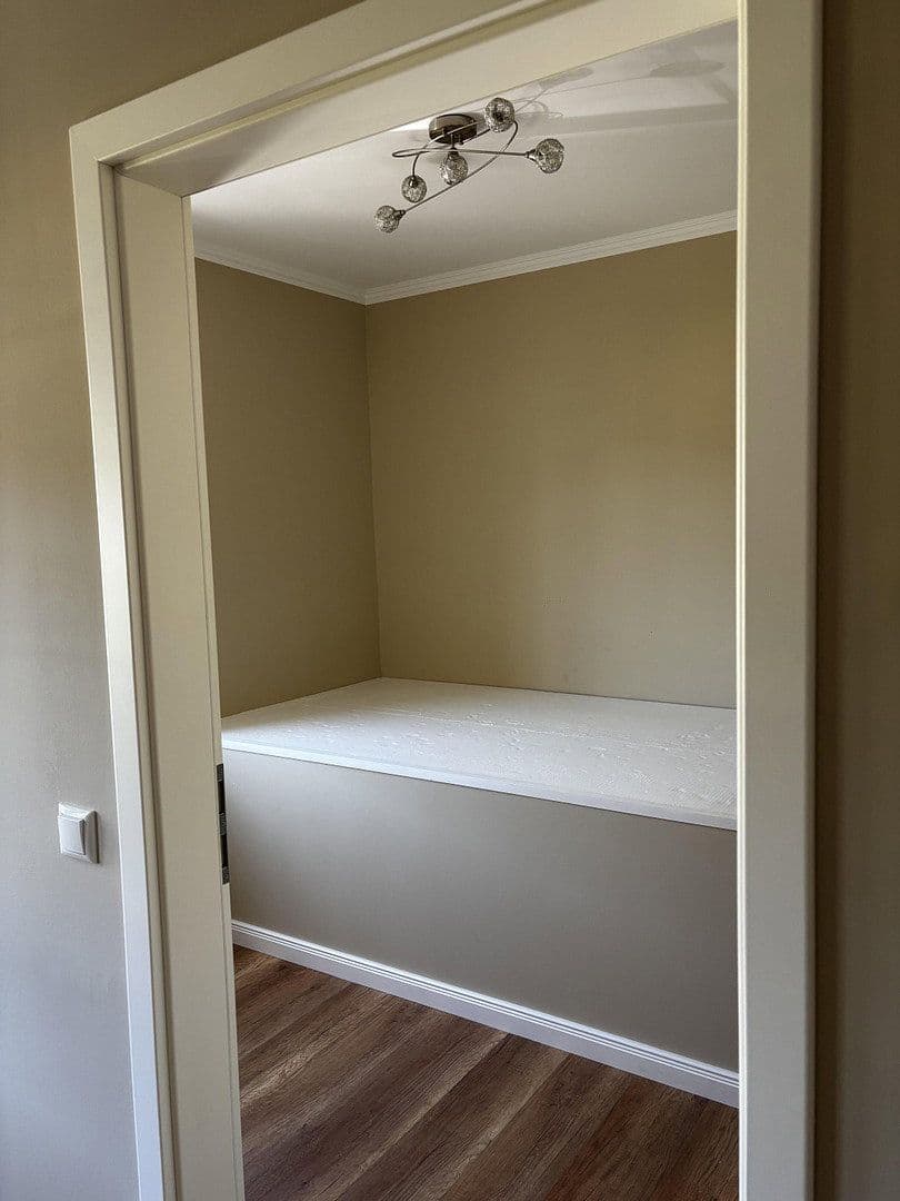 Prenájom bytu 2-izbový 33 m², Kaiserstraße 4a, Rüdesheim am Rhein, Hesensko Prenájom bytu 2-izbový 33 m², Kaiserstraße 4a, Rüdesheim am Rhein, Hesensko