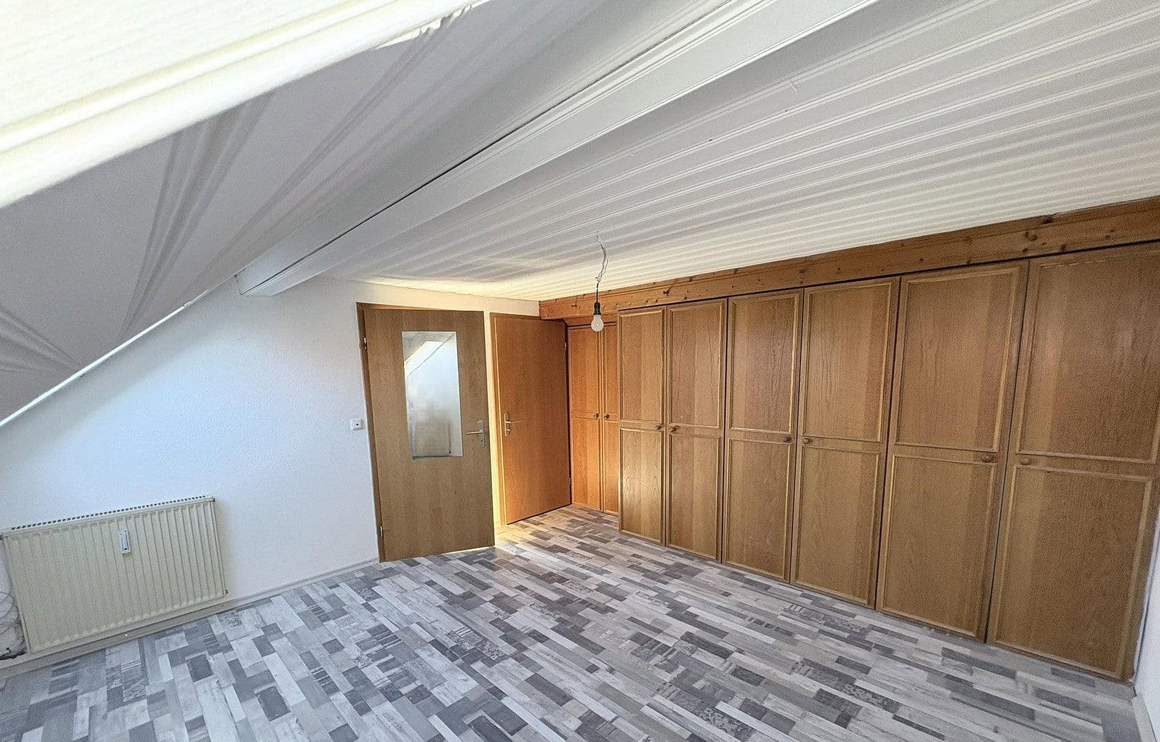 Prenájom bytu 3-izbový 138 m², Blumenstraße 34, Karlsfeld, Bavorsko Prenájom bytu 3-izbový 138 m², Blumenstraße 34, Karlsfeld, Bavorsko
