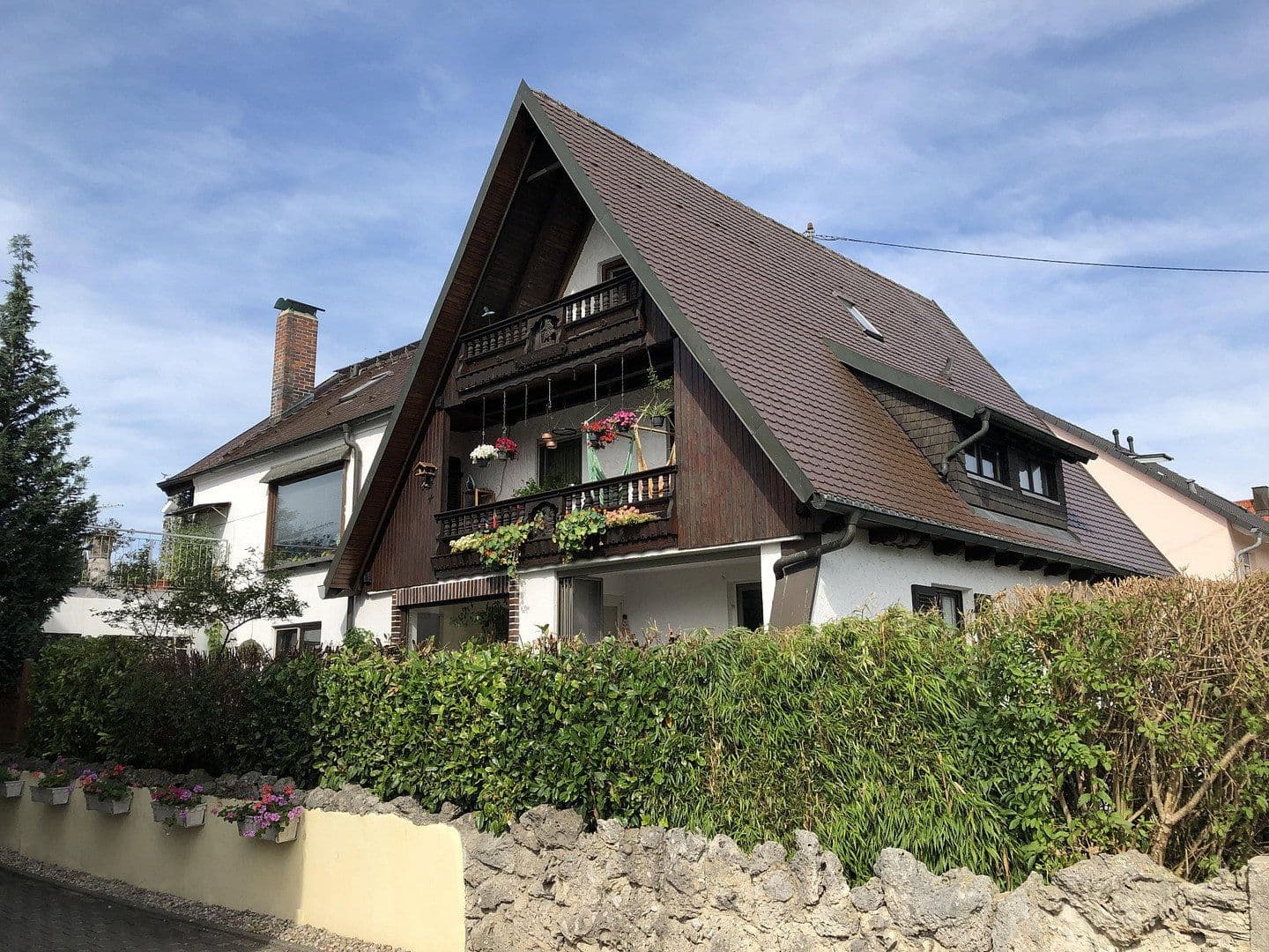 Prenájom bytu 3-izbový 138 m², Blumenstraße 34, Karlsfeld, Bavorsko Prenájom bytu 3-izbový 138 m², Blumenstraße 34, Karlsfeld, Bavorsko