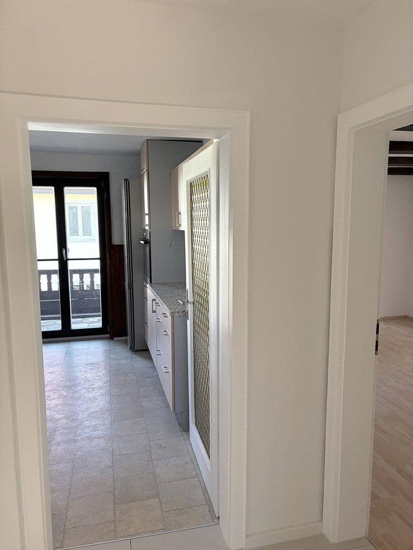 Prenájom bytu 3-izbový 138 m², Blumenstraße 34, Karlsfeld, Bavorsko Prenájom bytu 3-izbový 138 m², Blumenstraße 34, Karlsfeld, Bavorsko