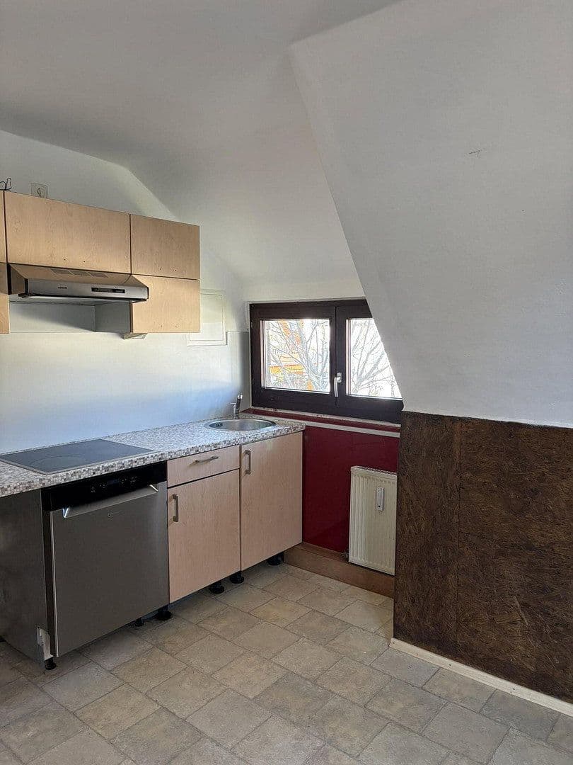 Prenájom bytu 3-izbový 138 m², Blumenstraße 34, Karlsfeld, Bavorsko Prenájom bytu 3-izbový 138 m², Blumenstraße 34, Karlsfeld, Bavorsko