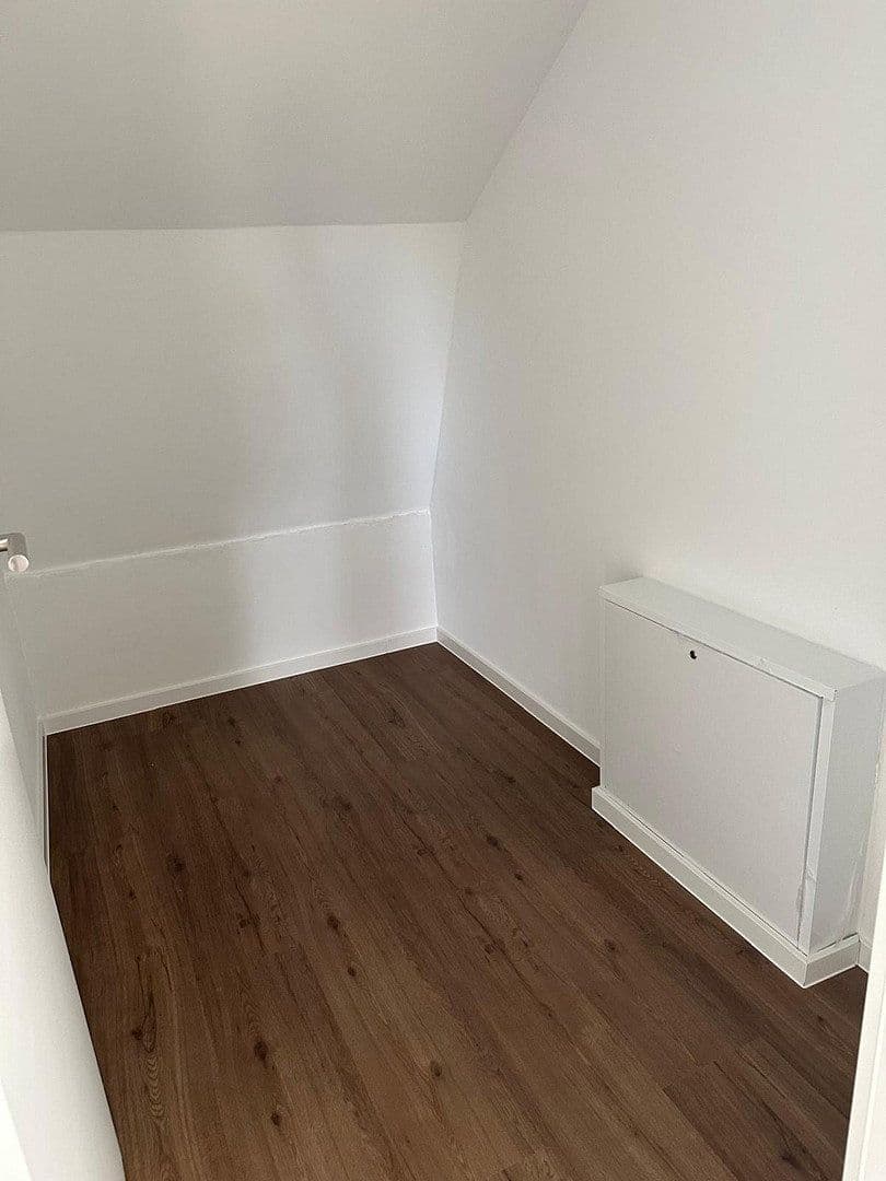 Prenájom bytu 2-izbový 55 m², Hamburger Allee 51, Nauen, Brandenbursko Prenájom bytu 2-izbový 55 m², Hamburger Allee 51, Nauen, Brandenbursko