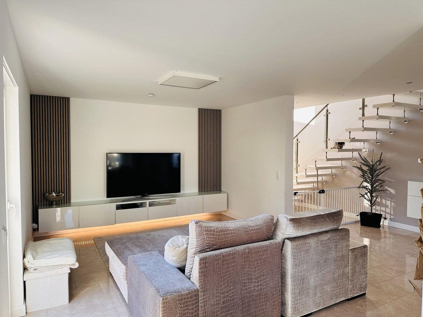 Predaj domu 171 m², pozemek 707 m², Ilsede, Dolné Sasko Predaj domu 171 m², pozemek 707 m², Ilsede, Dolné Sasko