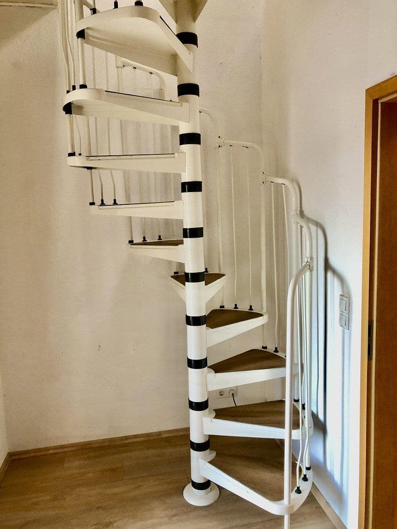 Prenájom bytu 2-izbový 51 m², Remscheidd, Severné Porýnie - Westfálsko Prenájom bytu 2-izbový 51 m², Remscheidd, Severné Porýnie - Westfálsko