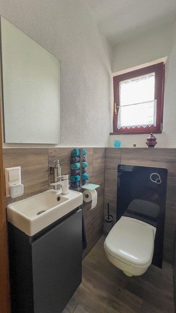 Predaj domu 125 m², pozemek 1.085 m², Karl-Keßler-Str. 160, Aalen, Bádensko-Wurttembersko Predaj domu 125 m², pozemek 1.085 m², Karl-Keßler-Str. 160, Aalen, Bádensko-Wurttembersko