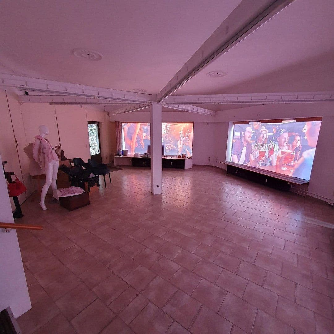 Predaj domu 611 m², pozemek 430 m², Elbingeröderstr. 9, Braunlage, Dolné Sasko Predaj domu 611 m², pozemek 430 m², Elbingeröderstr. 9, Braunlage, Dolné Sasko