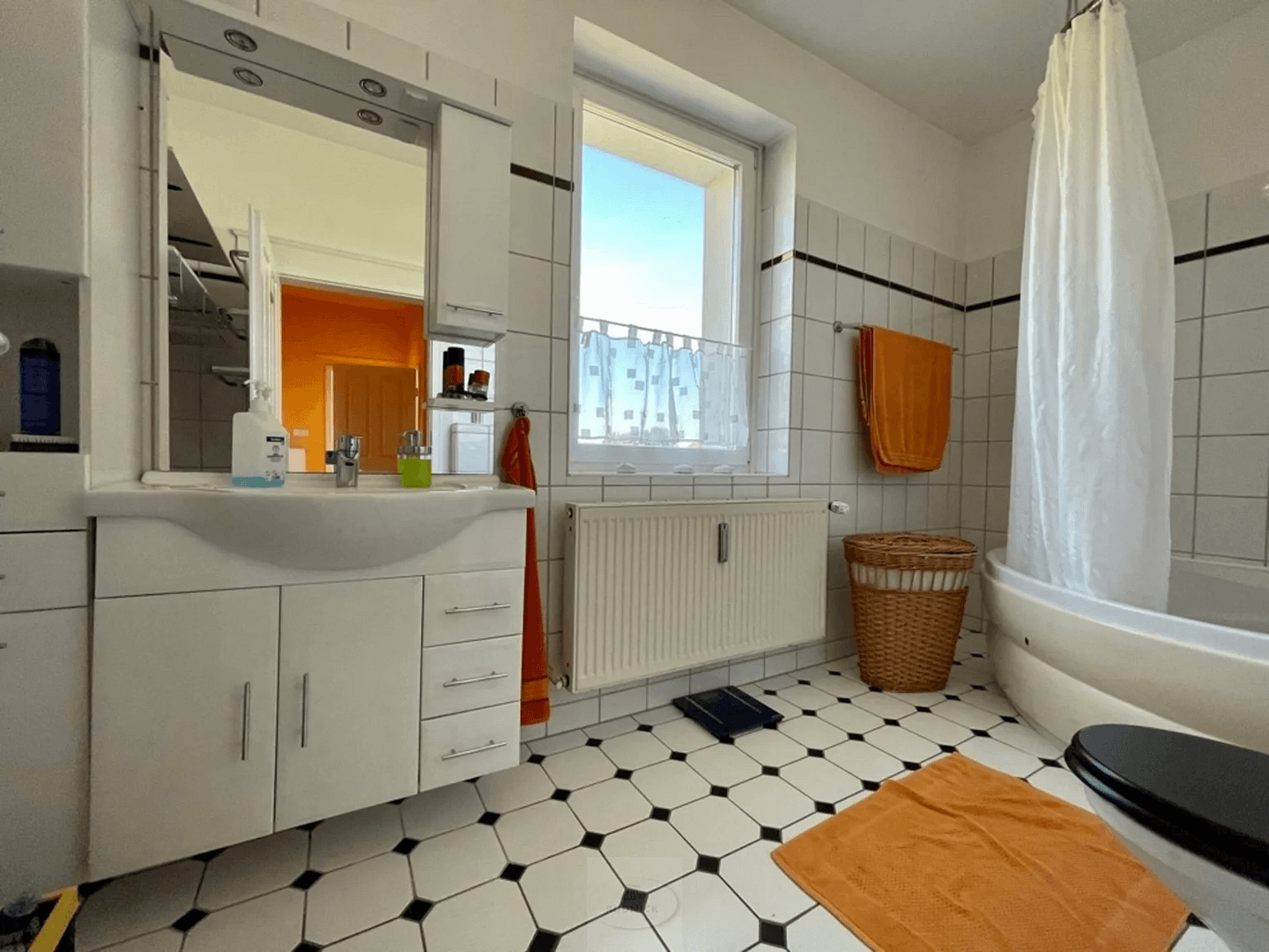 Predaj domu 188 m², pozemek 1.546 m², Wunstorf, Dolné Sasko Predaj domu 188 m², pozemek 1.546 m², Wunstorf, Dolné Sasko