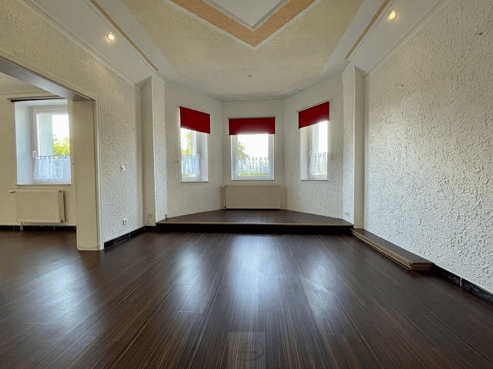 Predaj domu 188 m², pozemek 1.546 m², Wunstorf, Dolné Sasko Predaj domu 188 m², pozemek 1.546 m², Wunstorf, Dolné Sasko