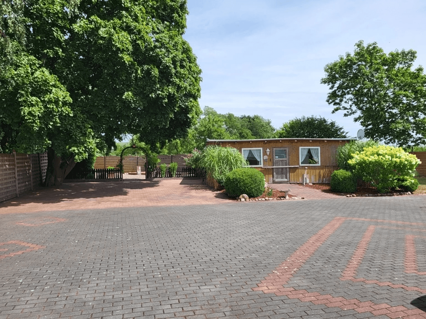 Predaj domu 188 m², pozemek 1.546 m², Wunstorf, Dolné Sasko Predaj domu 188 m², pozemek 1.546 m², Wunstorf, Dolné Sasko