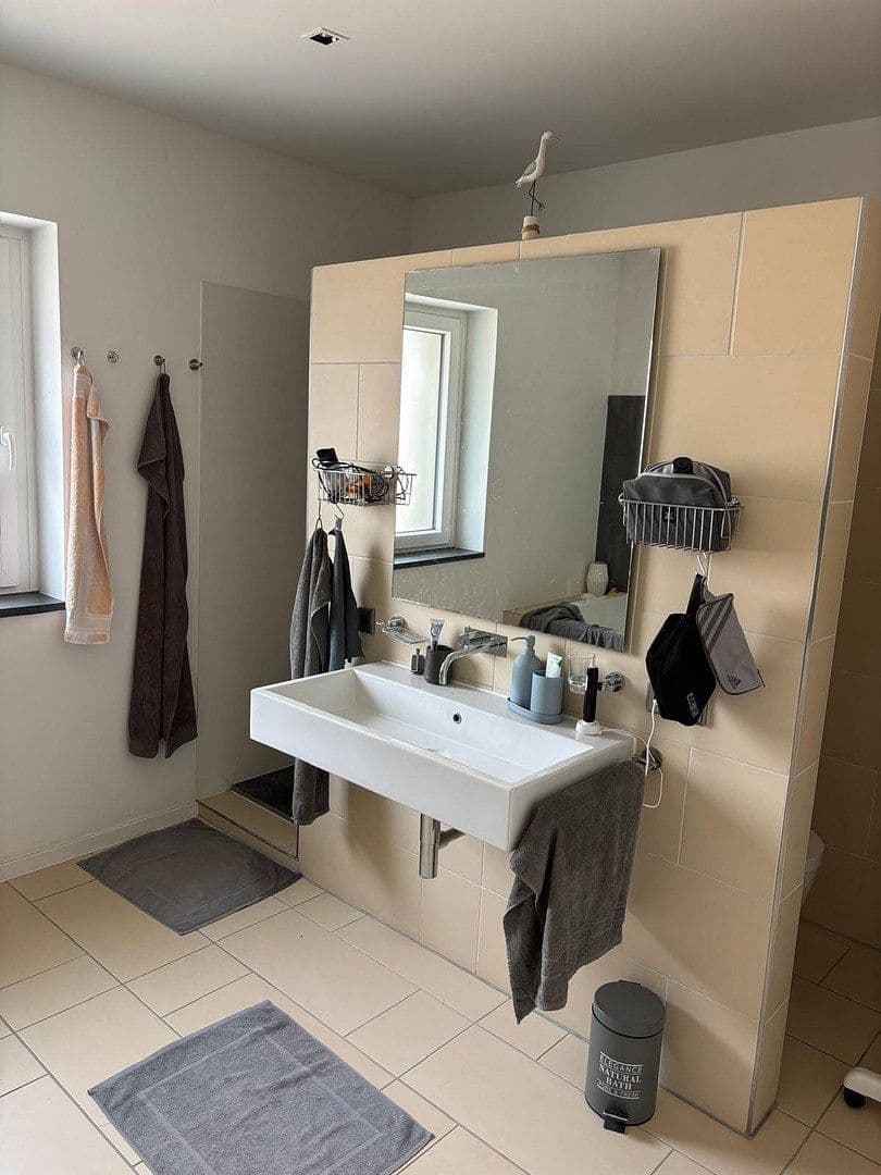 Prenájom bytu 4-izbový 108 m², Rheinauer Str. 34, Brühl, Bádensko-Wurttembersko Prenájom bytu 4-izbový 108 m², Rheinauer Str. 34, Brühl, Bádensko-Wurttembersko