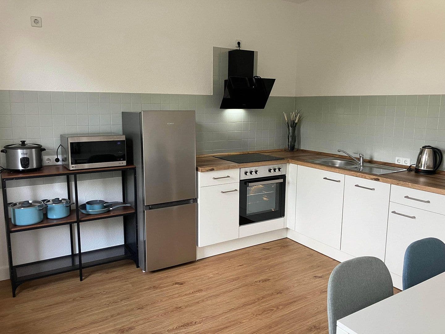 Prenájom bytu 1-izbový 18 m², Schwarzackerstr. 9, Leipzig, Sasko Prenájom bytu 1-izbový 18 m², Schwarzackerstr. 9, Leipzig, Sasko