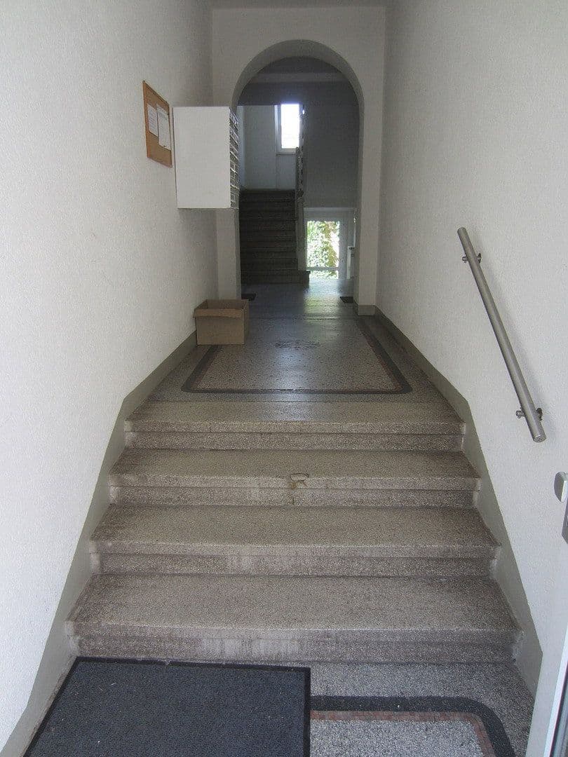 Prenájom bytu 3-izbový 75 m², Erfurt, Durínsko Prenájom bytu 3-izbový 75 m², Erfurt, Durínsko