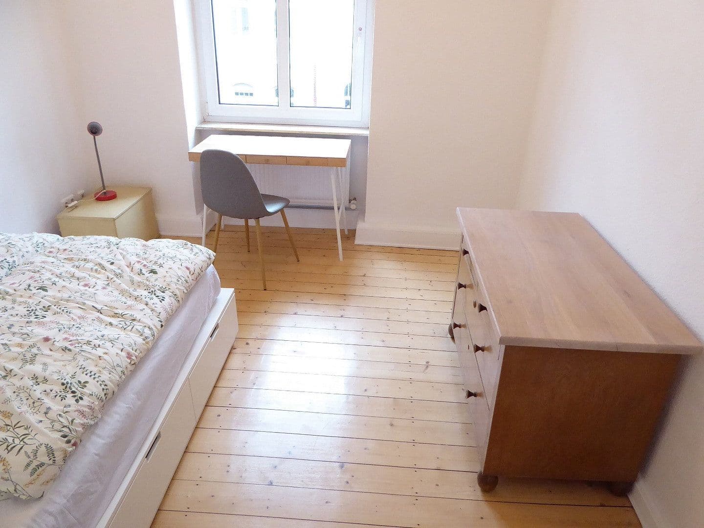 Prenájom bytu 3-izbový 75 m², Erfurt, Durínsko Prenájom bytu 3-izbový 75 m², Erfurt, Durínsko