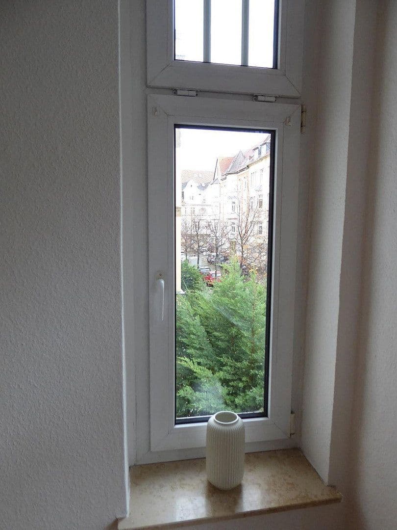 Prenájom bytu 3-izbový 75 m², Erfurt, Durínsko Prenájom bytu 3-izbový 75 m², Erfurt, Durínsko