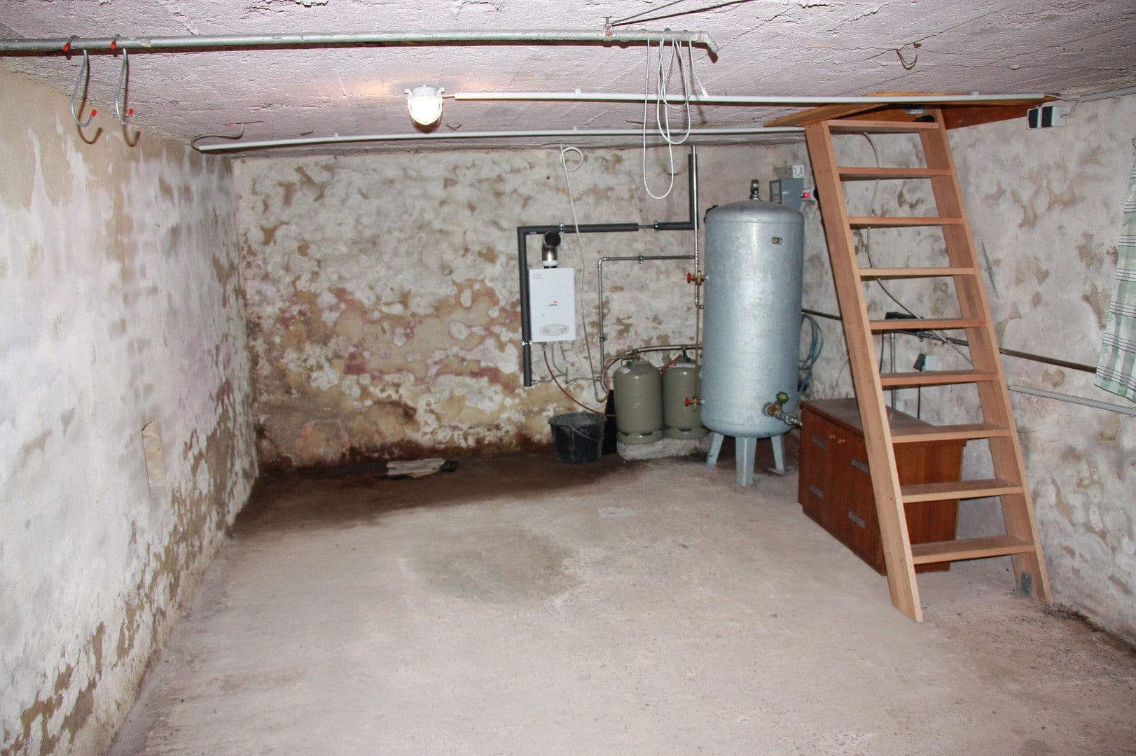 Predaj domu 40 m², pozemek 811 m², Schmelz, Sársko Predaj domu 40 m², pozemek 811 m², Schmelz, Sársko