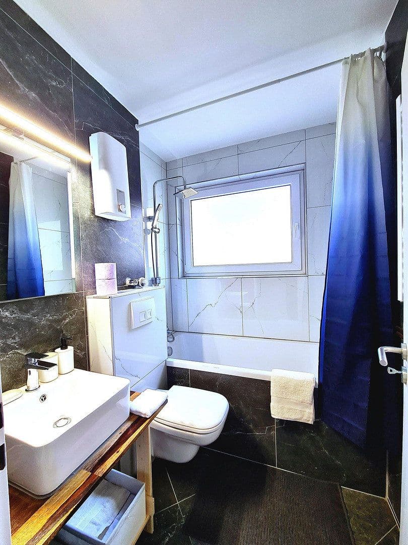 Predaj bytu 1-izbový 44 m², Rather Straße 94, Düsseldorf, Severné Porýnie - Westfálsko Predaj bytu 1-izbový 44 m², Rather Straße 94, Düsseldorf, Severné Porýnie - Westfálsko