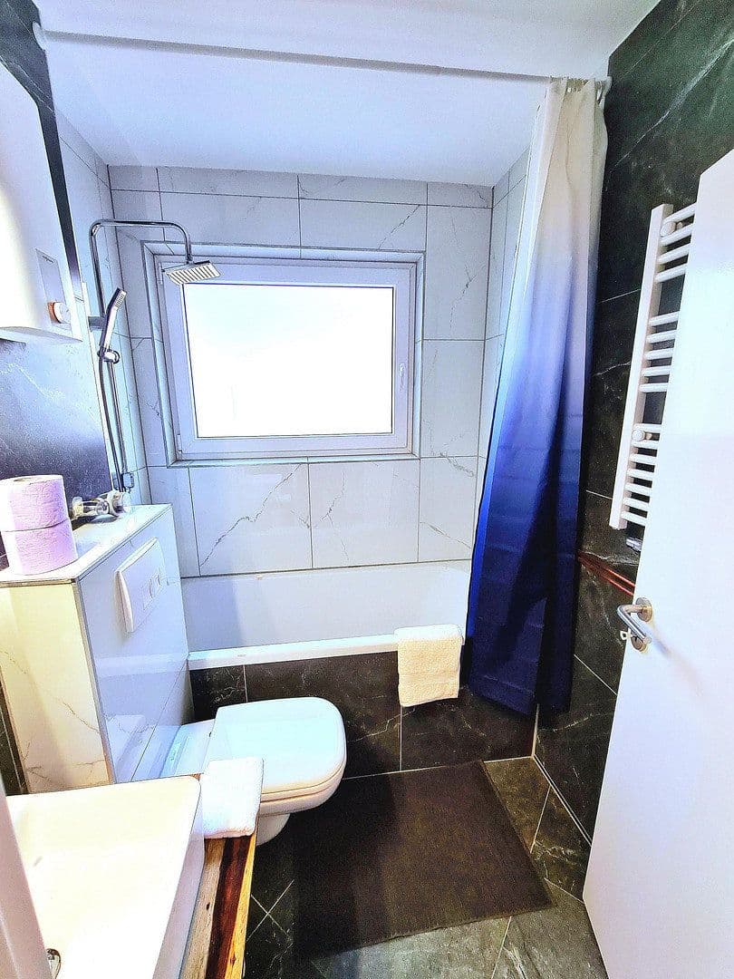 Predaj bytu 1-izbový 44 m², Rather Straße 94, Düsseldorf, Severné Porýnie - Westfálsko Predaj bytu 1-izbový 44 m², Rather Straße 94, Düsseldorf, Severné Porýnie - Westfálsko