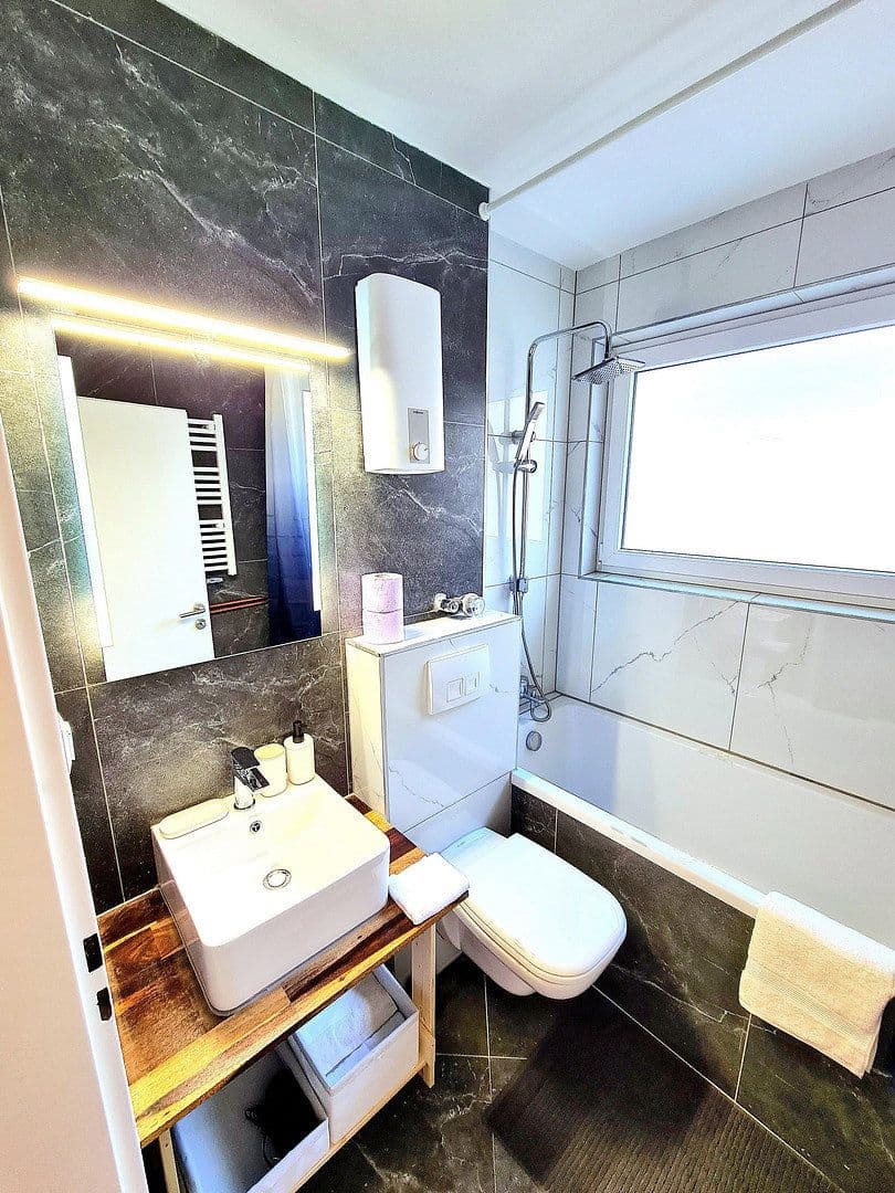 Predaj bytu 1-izbový 44 m², Rather Straße 94, Düsseldorf, Severné Porýnie - Westfálsko Predaj bytu 1-izbový 44 m², Rather Straße 94, Düsseldorf, Severné Porýnie - Westfálsko