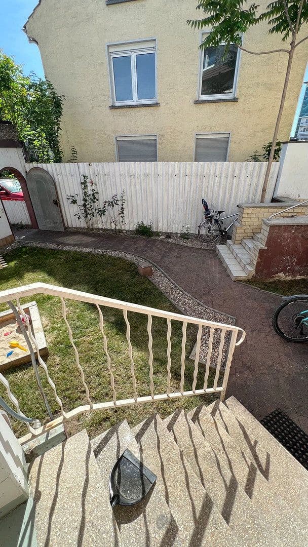 Prenájom bytu 2-izbový 50 m², Worms, Porýnie-Falcko Prenájom bytu 2-izbový 50 m², Worms, Porýnie-Falcko