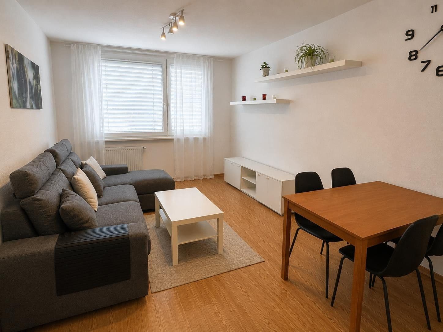 Prenájom bytu 3-izbový 64 m², Makovského, Praha, Praha Prenájom bytu 3-izbový 64 m², Makovského, Praha, Praha