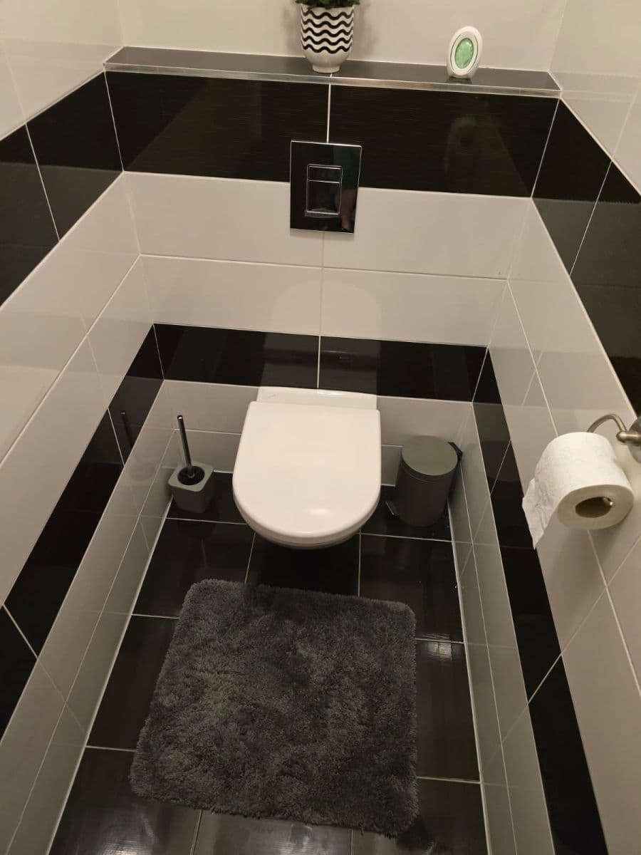 Prenájom bytu 2-izbový 55 m², Jantarová, Ostrava, Moravskoslezský kraj Prenájom bytu 2-izbový 55 m², Jantarová, Ostrava, Moravskoslezský kraj